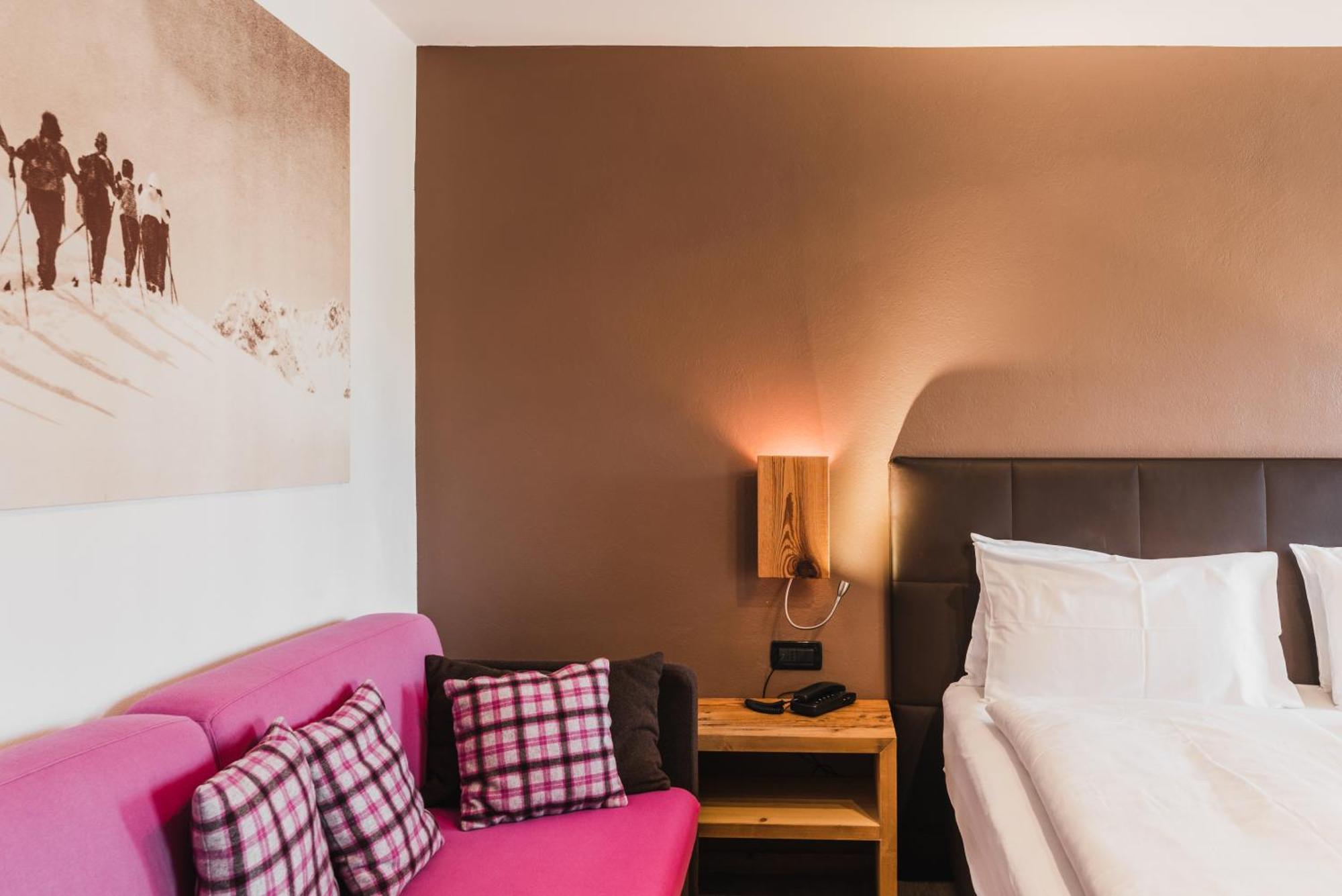 Hotel Arnika Pozza di Fassa Zewnętrze zdjęcie