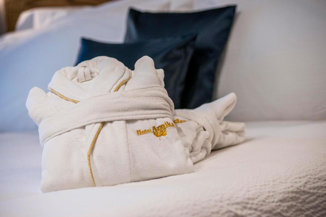 Hotel Arnika Pozza di Fassa Zewnętrze zdjęcie